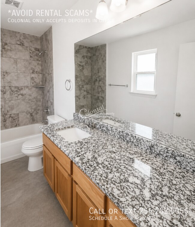 Building Photo - 3110 Stonewall Dr