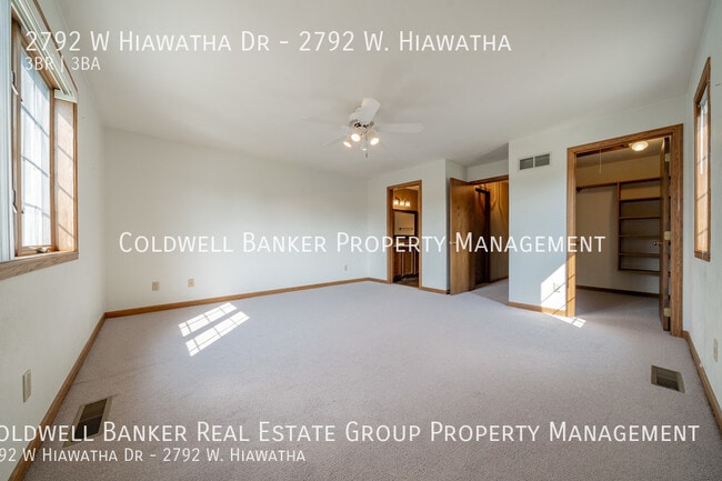 Building Photo - 2792 W Hiawatha Dr