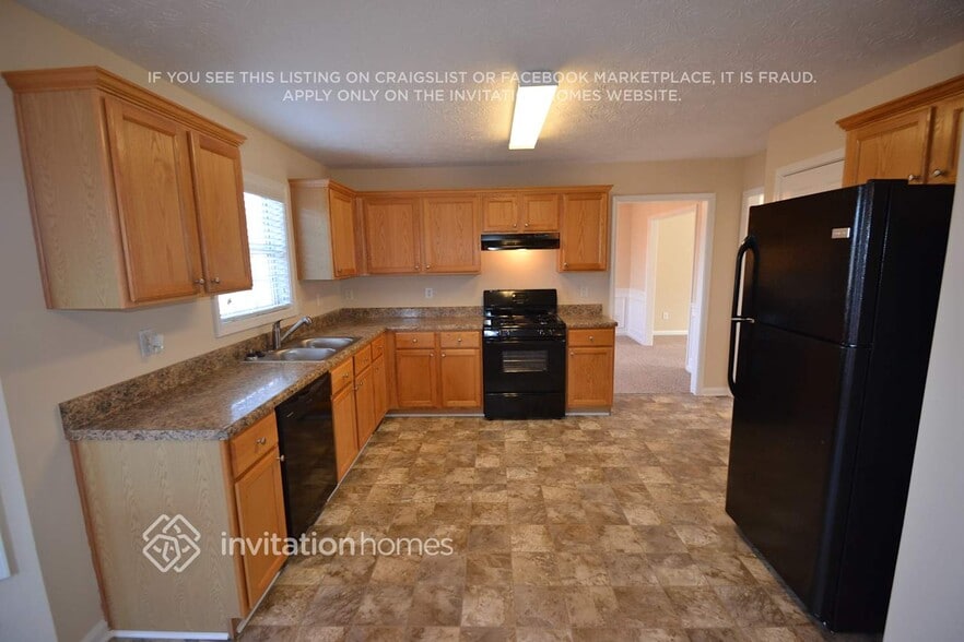 Building Photo - 1568 Pulaski Ct NW