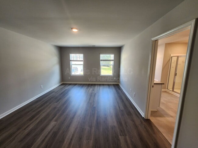 Building Photo - 3774 River Rock Rd
