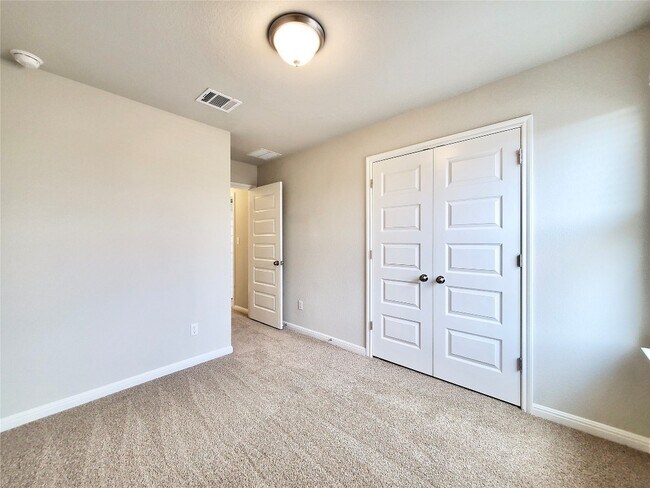 Building Photo - 1740 Fountain Bridge Dr
