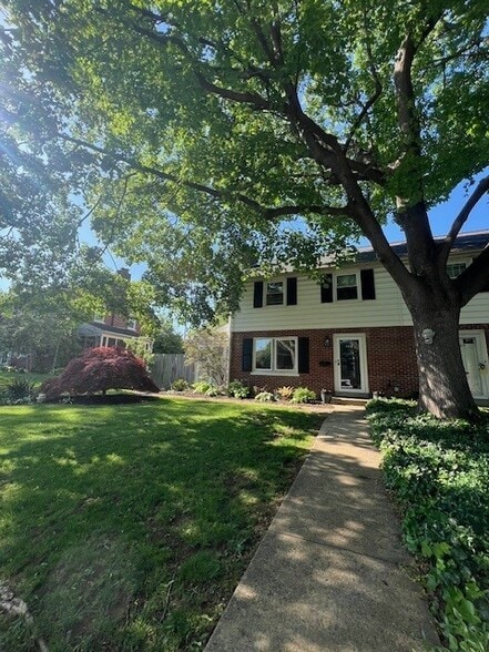 Primary Photo - 947 Janet Ave