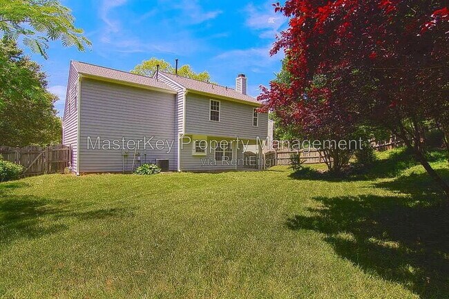 Building Photo - 507 Thorncrest Dr