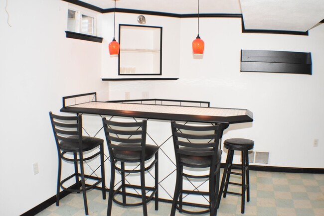 Building Photo - Rancher