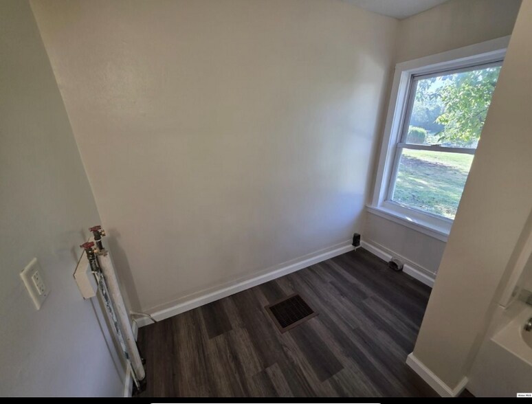 Building Photo - 6640 County Rd 23