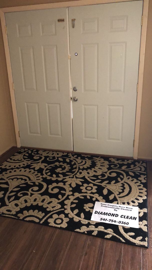 Building Photo - Spacious 4-Bedroom Home in Prime Corvallis Location!