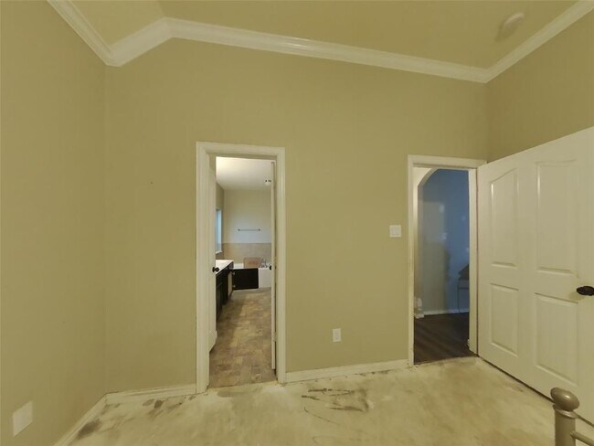 Building Photo - 28906 Hidden Cove Dr