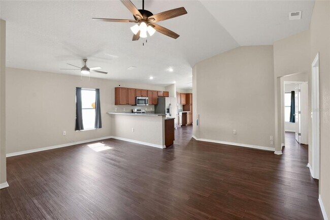 Building Photo - 780 Overlook Grove Dr