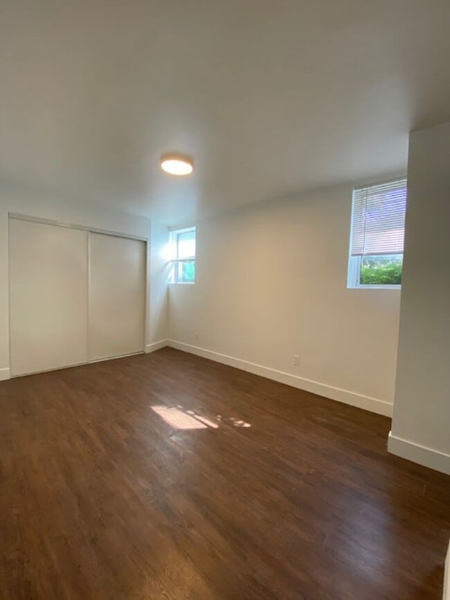 Interior Photo - Baird Apartments