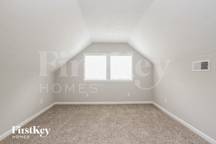 Building Photo - 35 Lauck Ln