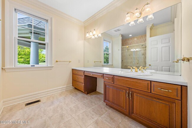 Building Photo - 13 Driftwood Ln