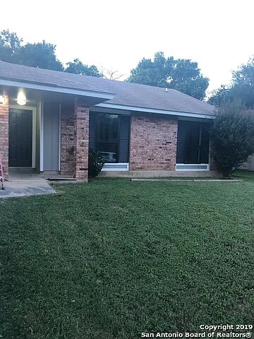 Front Yard - 9207 Cliff Way St
