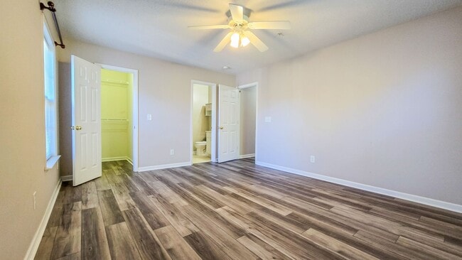 Building Photo - 932 Scholastic Ct