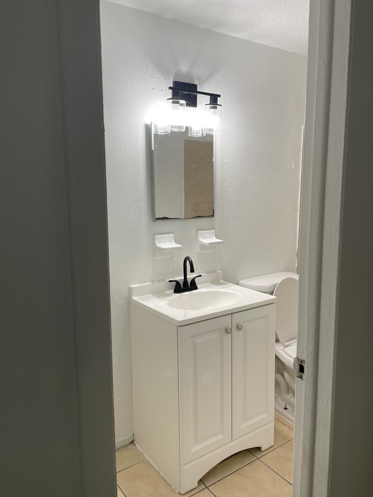 Building Photo - 1604 E Nome St