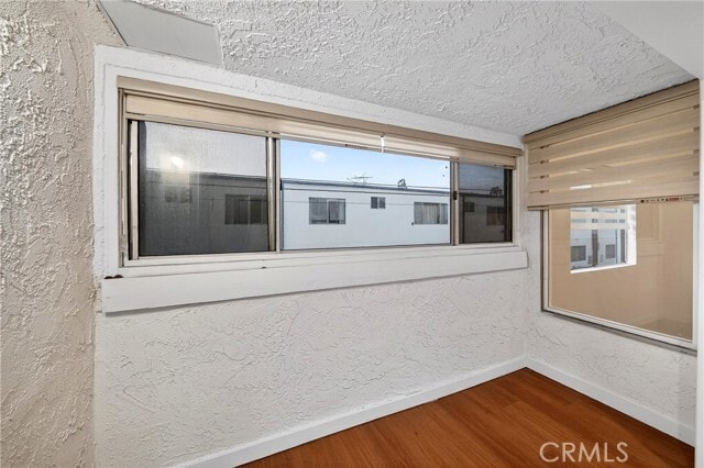 Building Photo - 419 Fairview Ave