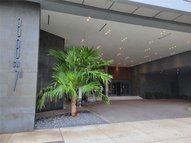 Building Photo - 88 SW 7th St