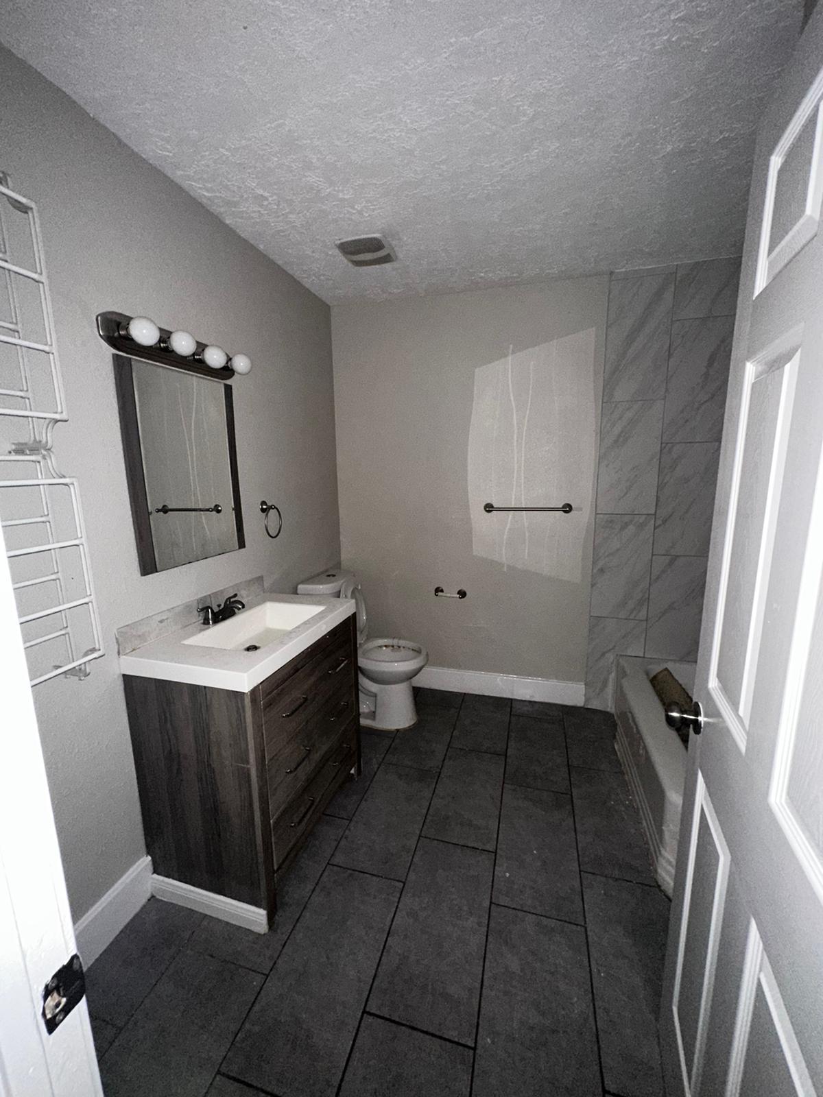 Building Photo - 304 Truman St,