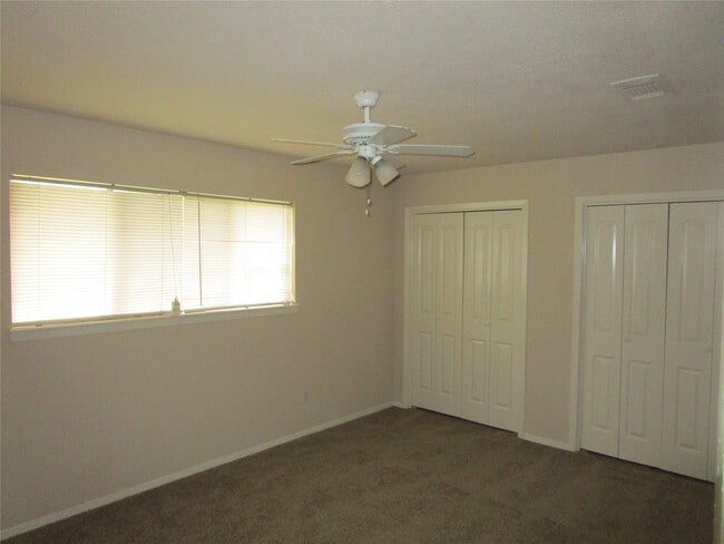 Building Photo - 16322 Clearmont Dr