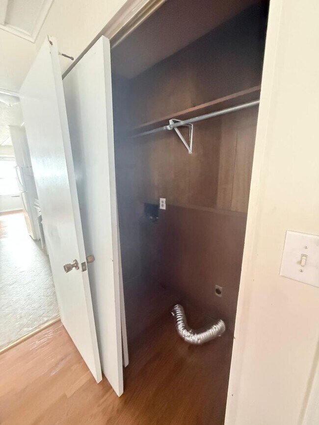 Building Photo - Playground Road