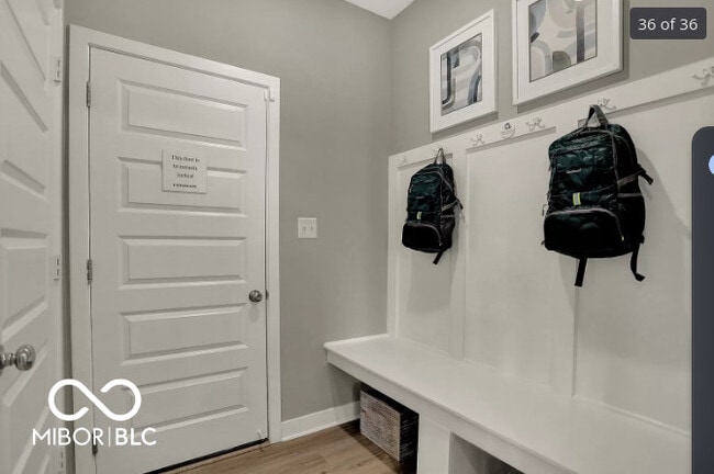 Building Photo - 1104 Sunderland Dr