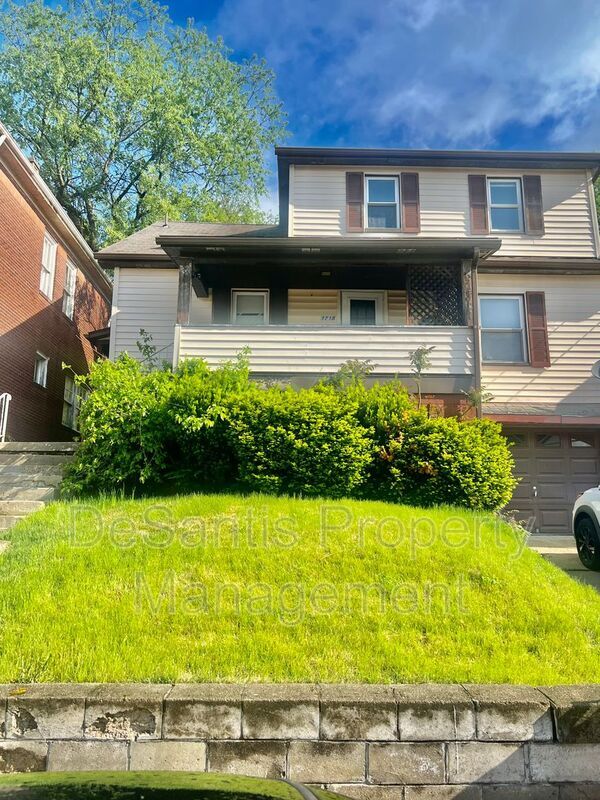 Primary Photo - 1718 Pierce St