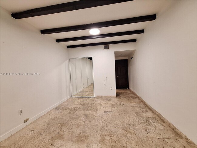 Building Photo - 1770 Meridian Ave