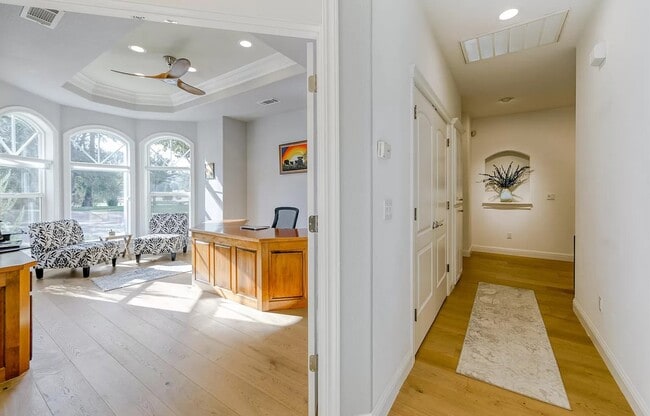 Building Photo - 13497 Tierra Heights Rd