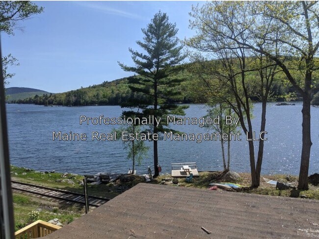 Building Photo - 107 Pine Trail