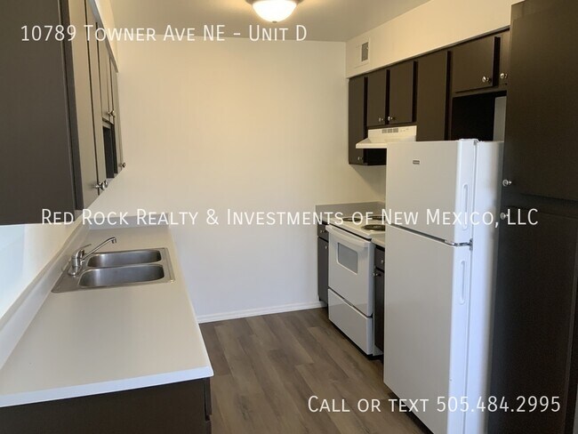 Building Photo - 10789 Towner Ave NE