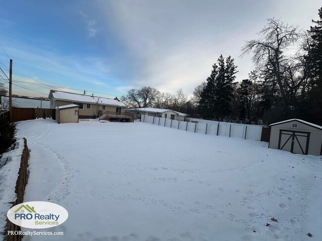 Building Photo - 3 Bedroom Home in Crystal