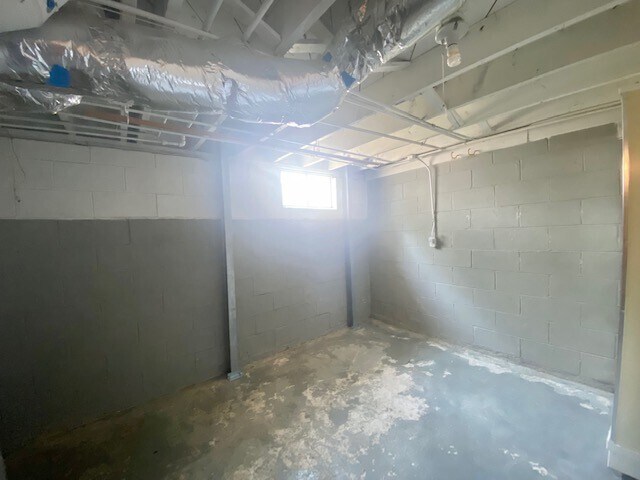 Building Photo - 3942 57th St