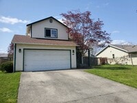 Building Photo - **PENDING APP**Beautiful 3 Bed 2.5 Bath in Lacey