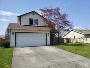 Building Photo - Beautiful 3 Bed 2.5 Bath in Lacey