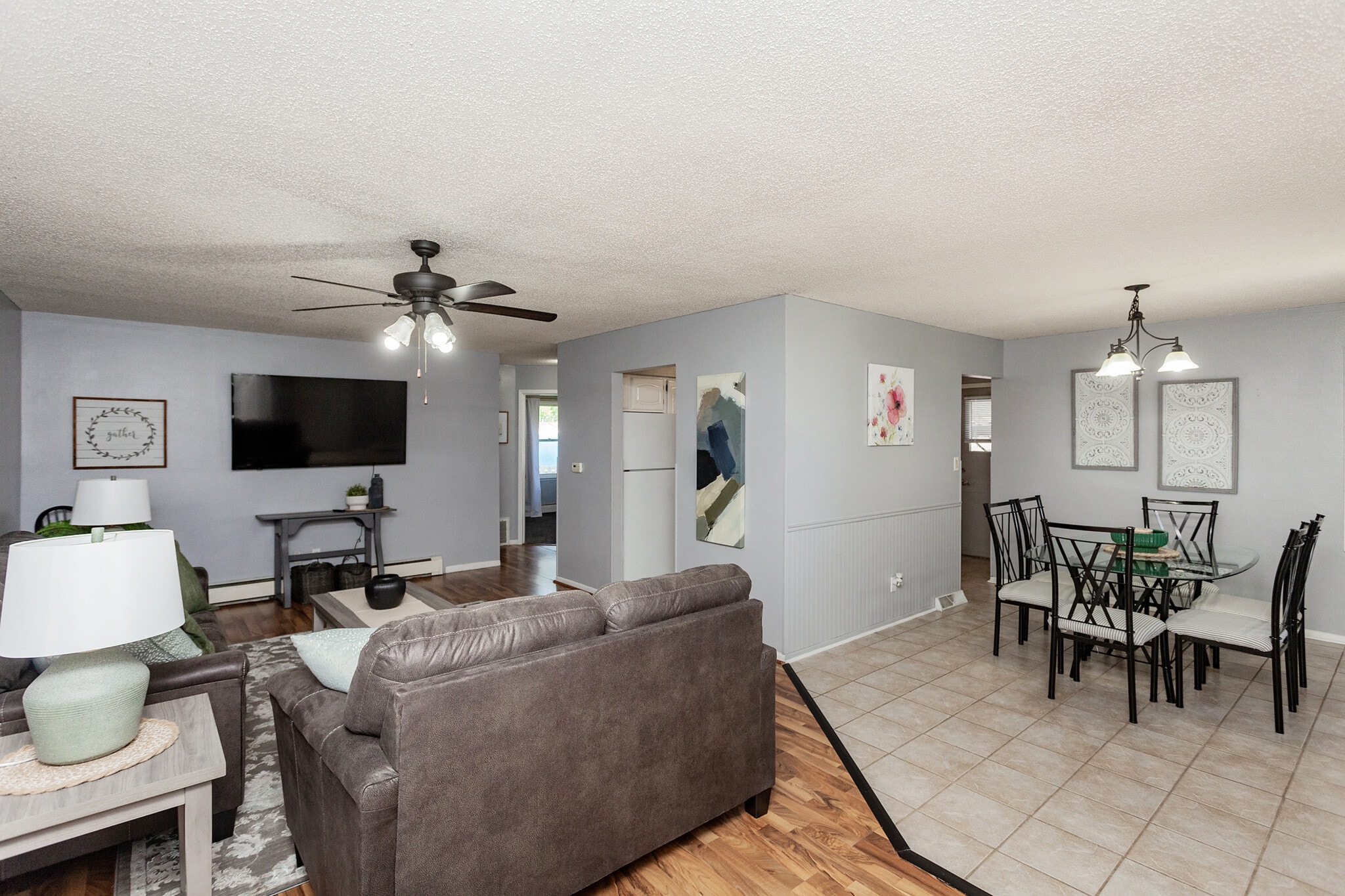 Living Room - 2019 Payton Ave