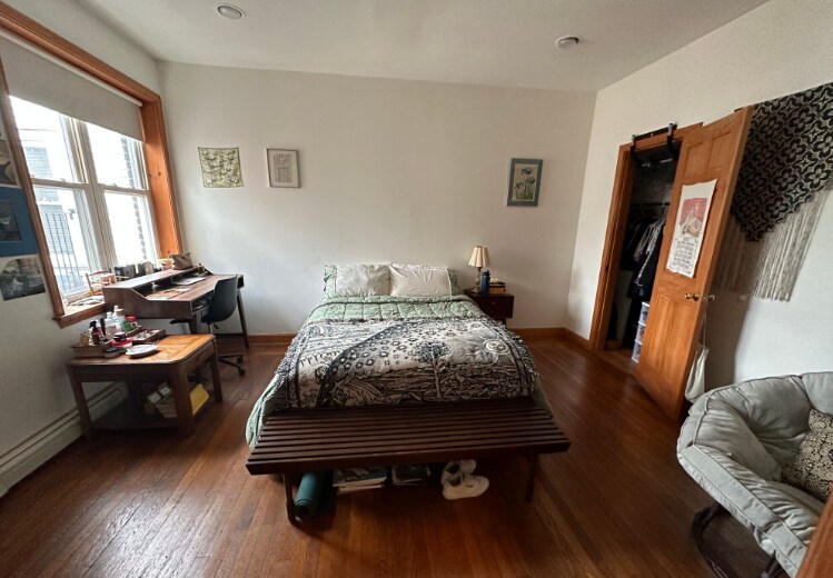 Building Photo - 25 Gibbs St