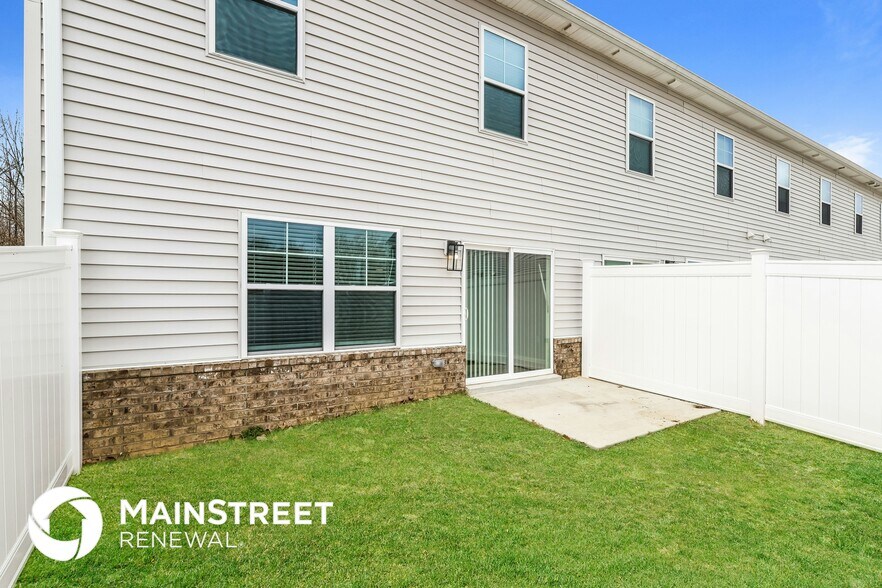 Building Photo - 2105 Paddle Wheel Dr