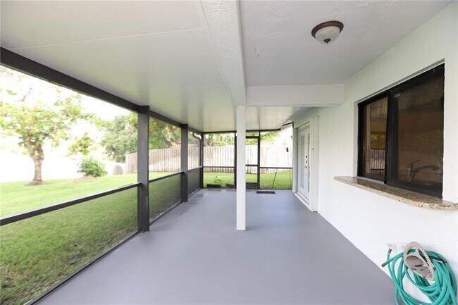 Building Photo - 9632 NW 41st St