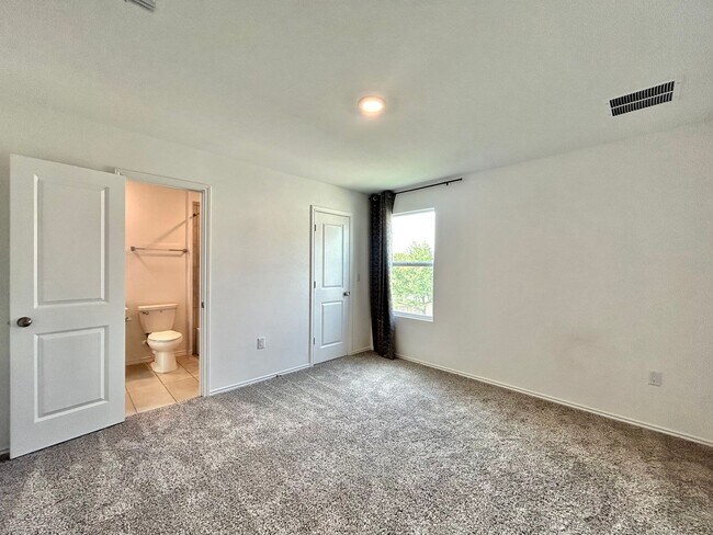 Building Photo - 10412 Premier Park St