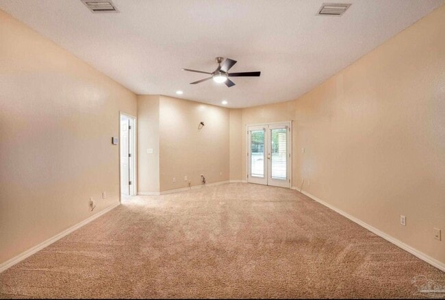 Building Photo - 1911 Tillman Ln