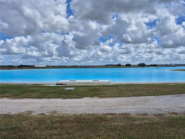 Building Photo - 32140 Powderpuff Mimosa Dr