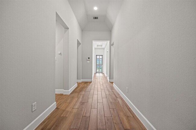Building Photo - 17371 Merigold Hts Dr