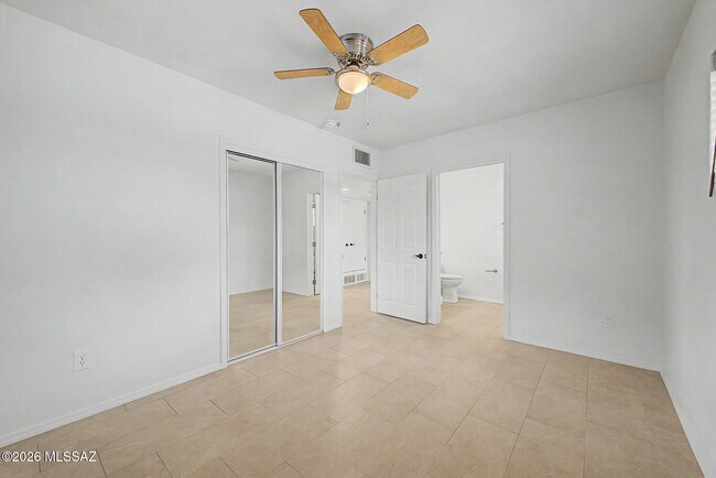 Building Photo - 5120 E Alberta Dr