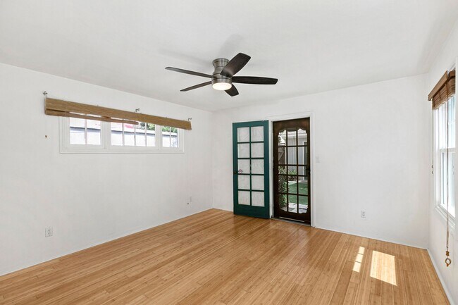 Building Photo - In the heart of the Coronado Village!