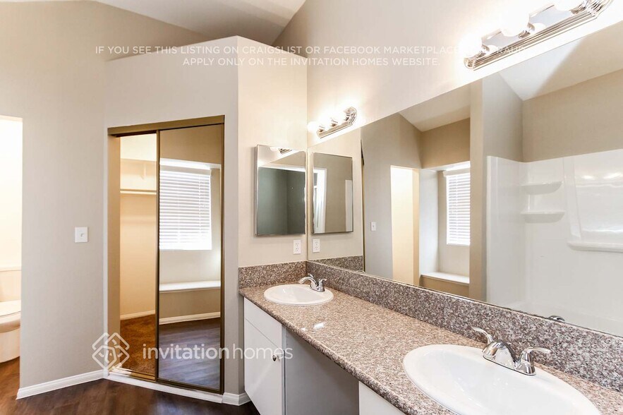Building Photo - 383 Cavos Way