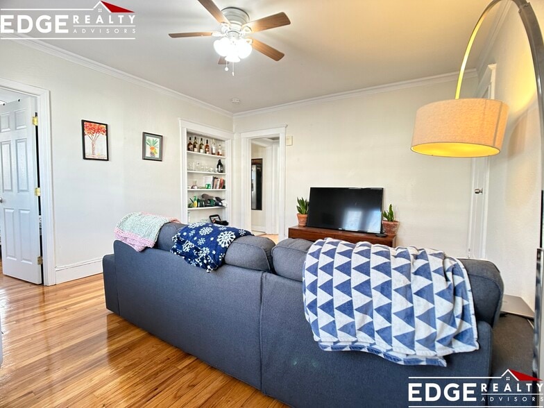 Building Photo - 1 Pama Gardens