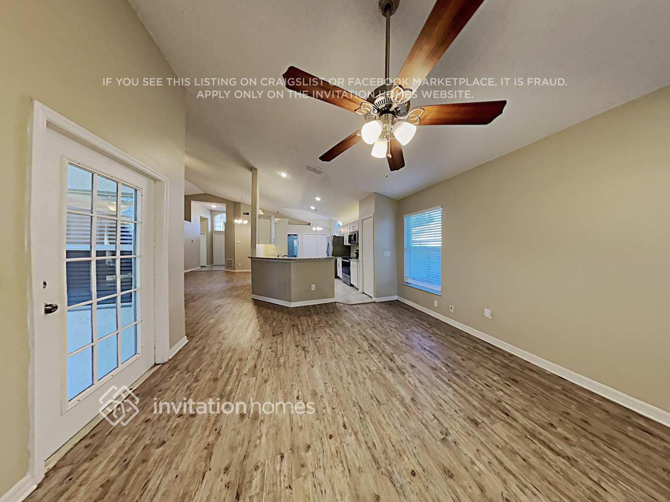 Building Photo - 2071 Lake Marion Dr