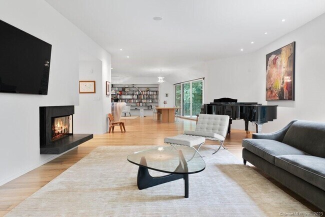 Building Photo - 364 Hollow Tree Ridge Rd