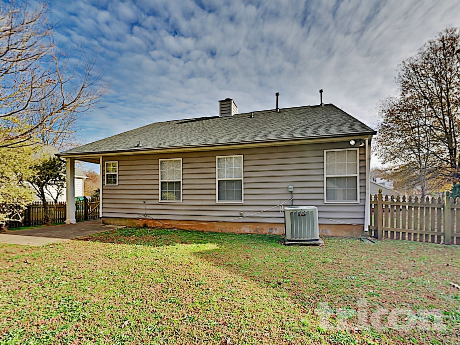 Building Photo - 8600 Warwick Crest Ln