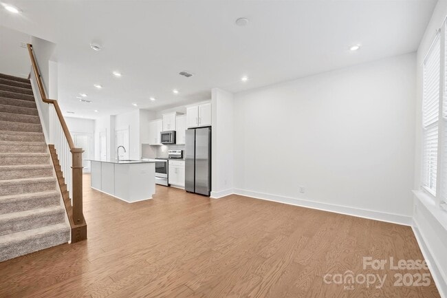 Building Photo - 4018 Capital Rdg Ct