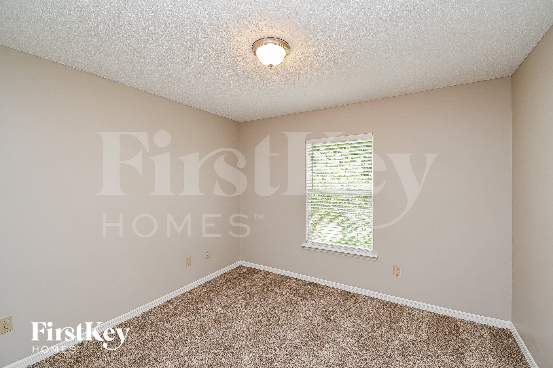 Building Photo - 12450 Harbor Winds Dr N